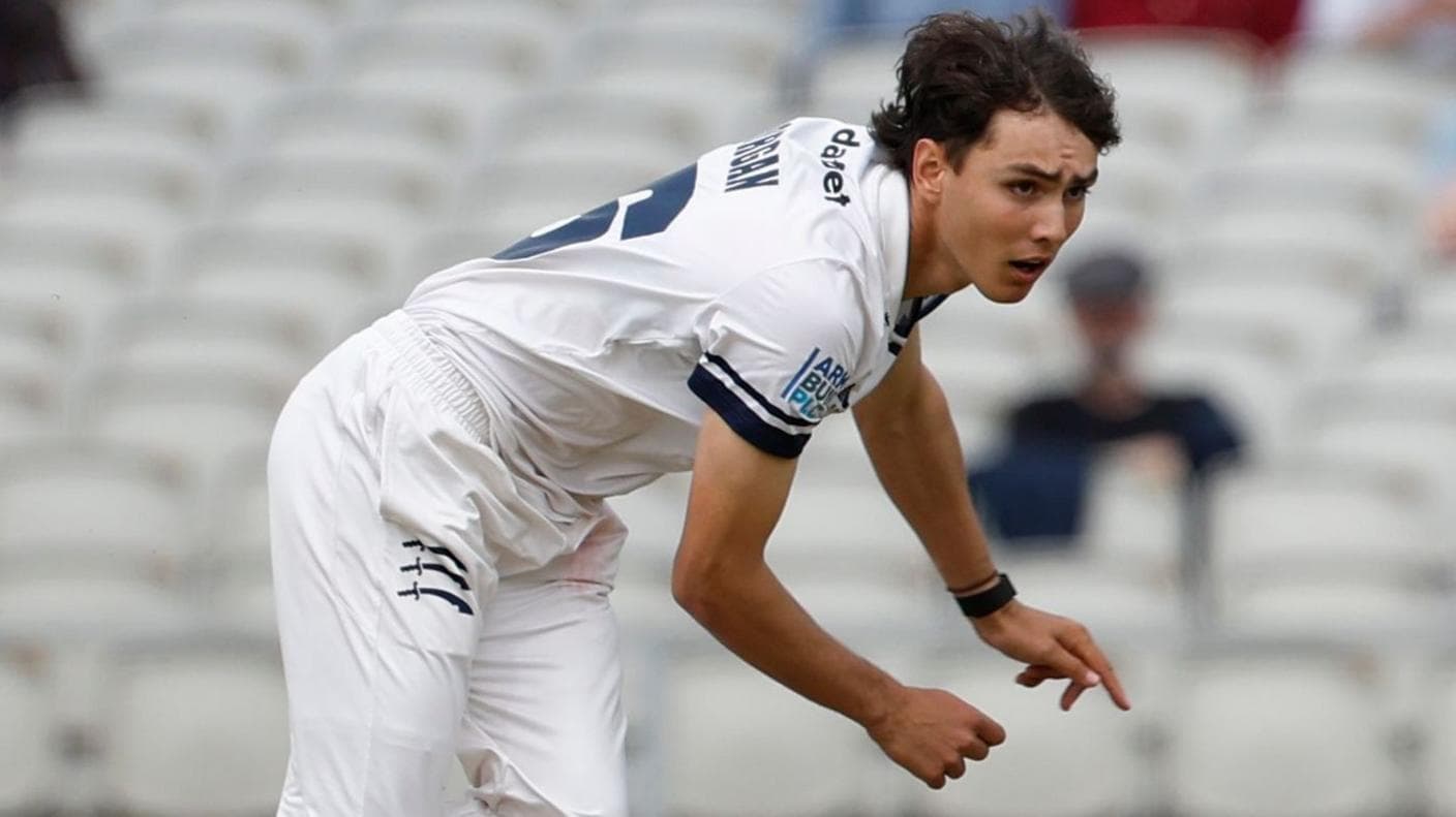 Seb Morgan shines as Middlesex bowl out Durham in County Championship opener
