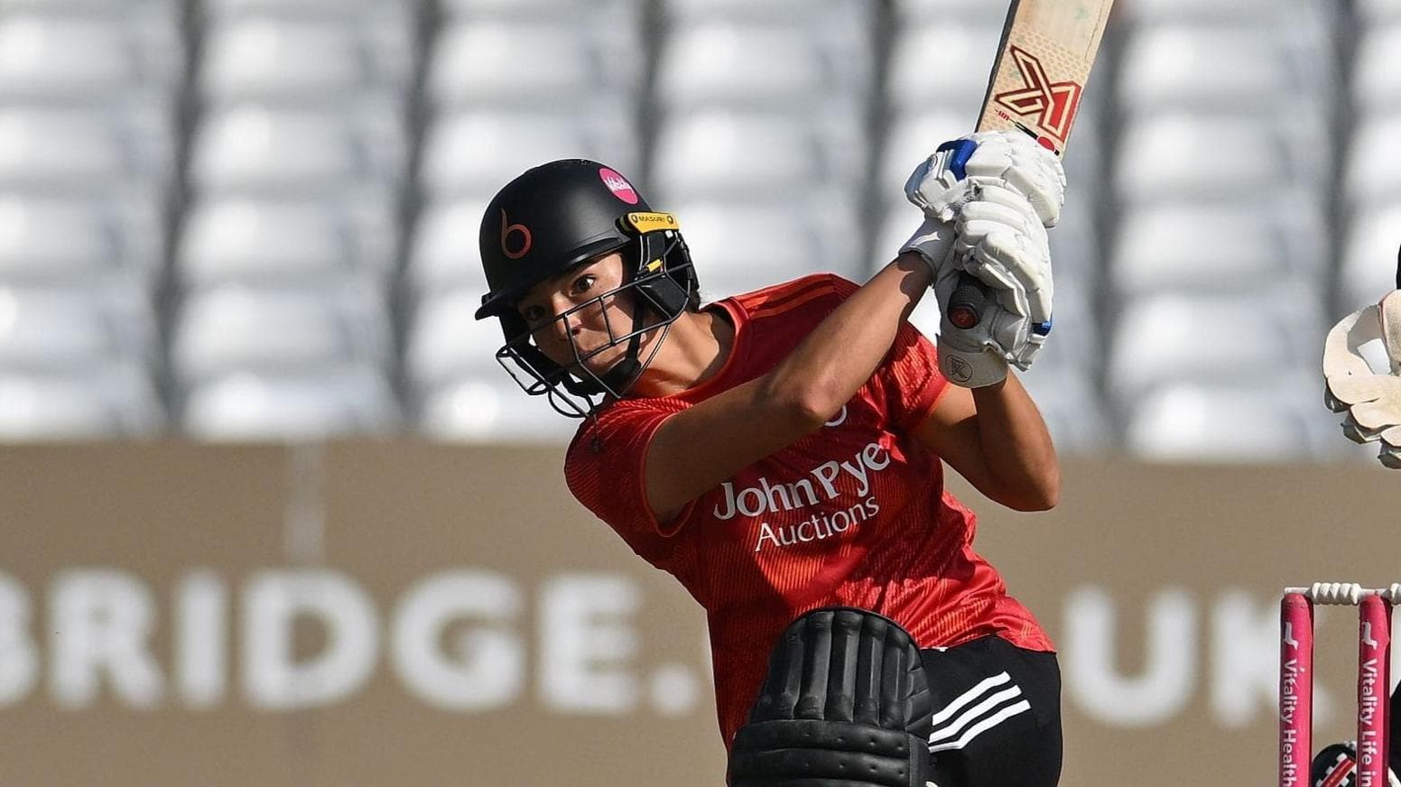 The Blaze secure bonus-point win over Somerset to maintain treble hopes in Women's One-Day Cup