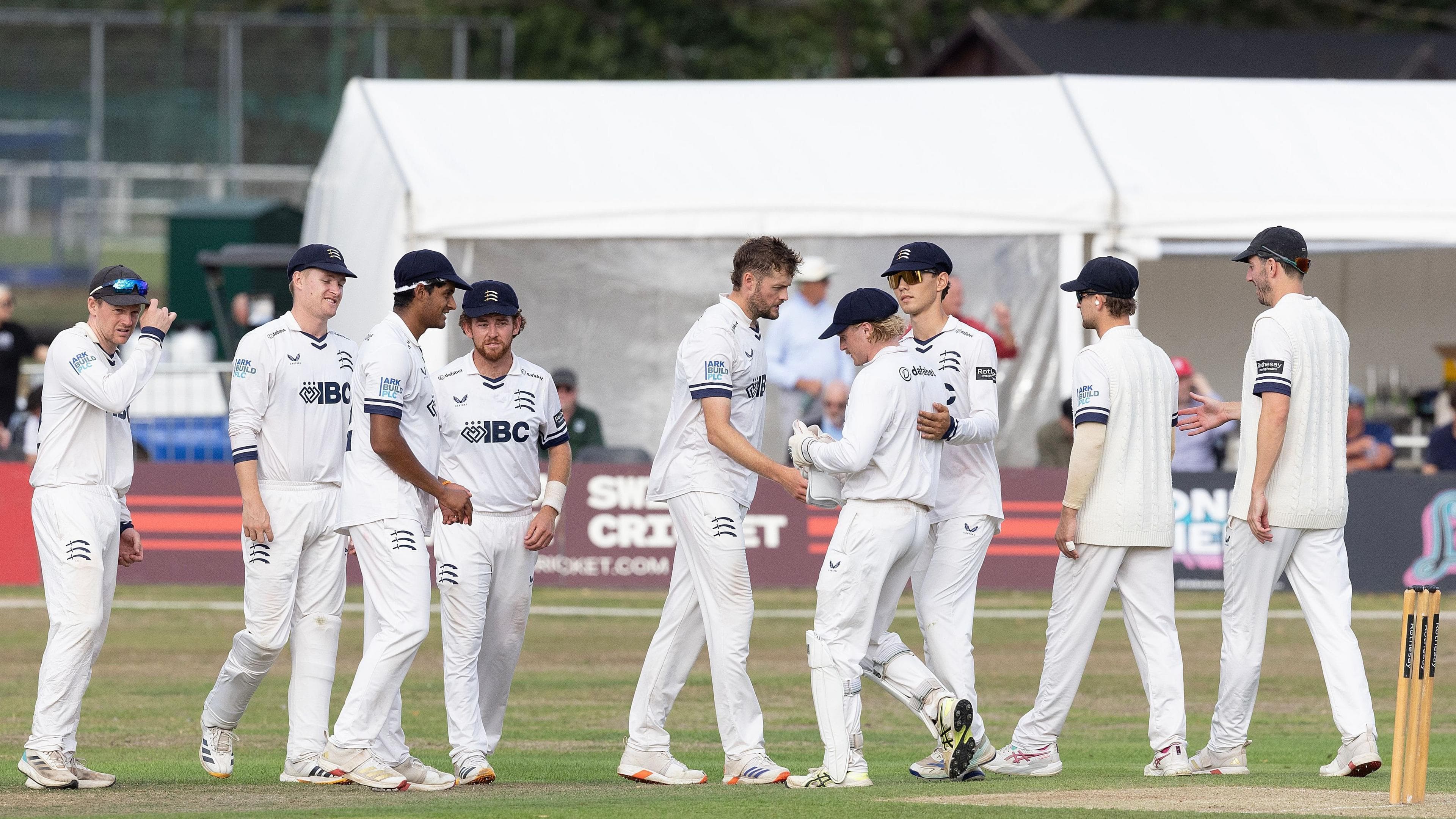 Middlesex dominate Lancashire to secure County Championship win in under three days