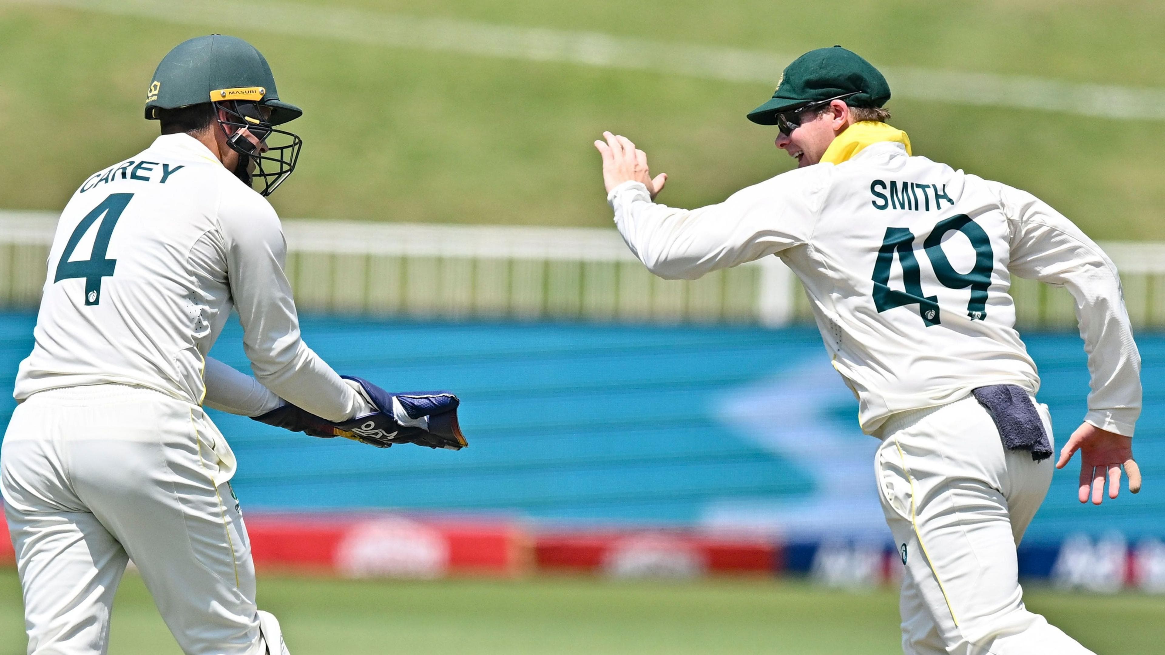 Australia's experienced bowlers dominate South Africa in first Test in Durban