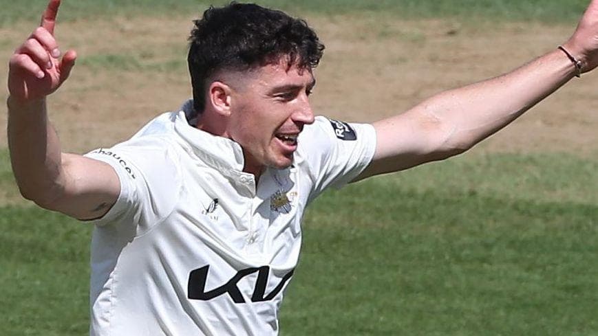 Matt Fisher takes career-best 6-25 as 23 wickets fall in Surrey vs Yorkshire County Championship match
