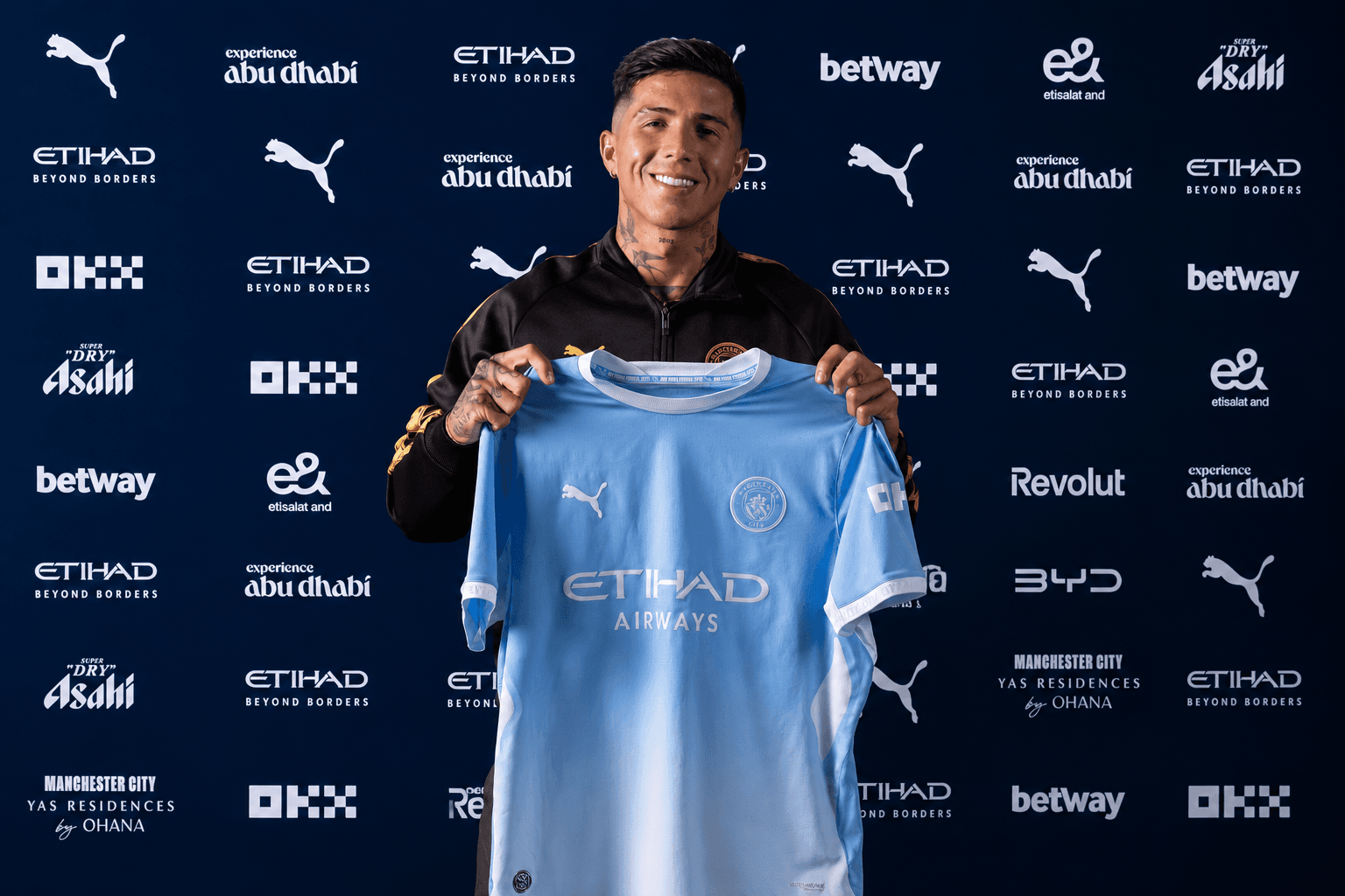 Manchester City Officially Complete Signing Of Enzo Fernandez